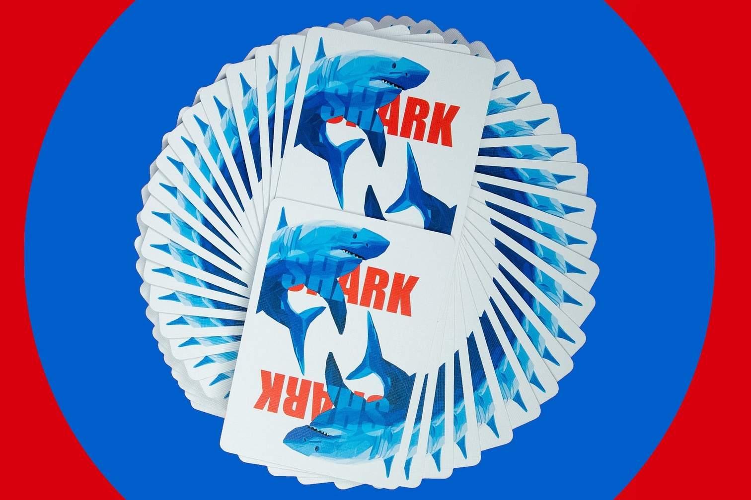 SHARK DECK PLAYING CARDS 6個+専用箱セット