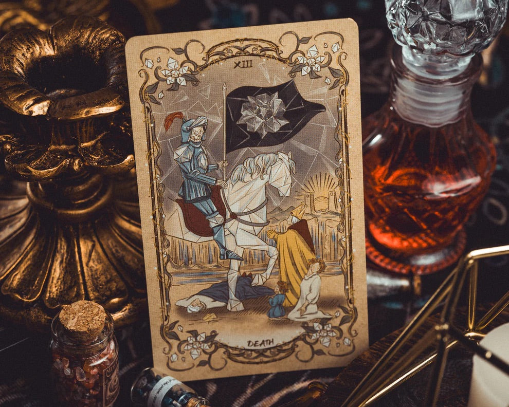 Medusa's Eye Tarot Cards