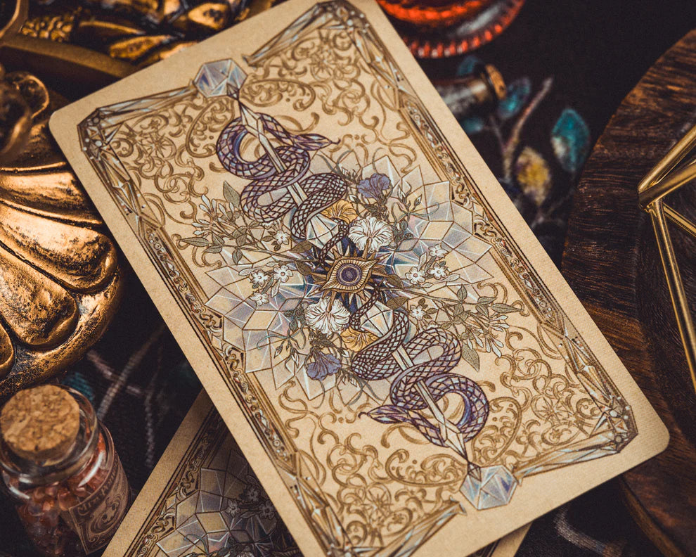 Medusa's Eye Tarot Cards