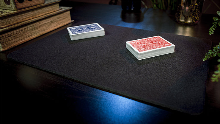 Economy Close-Up Pad 11X16 (Black) Playing Cards by Murphy's Magic