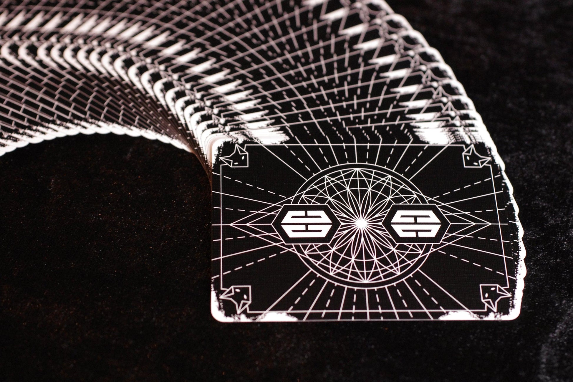 Chris Cards Glow V2 Playing Cards by Chris Cards