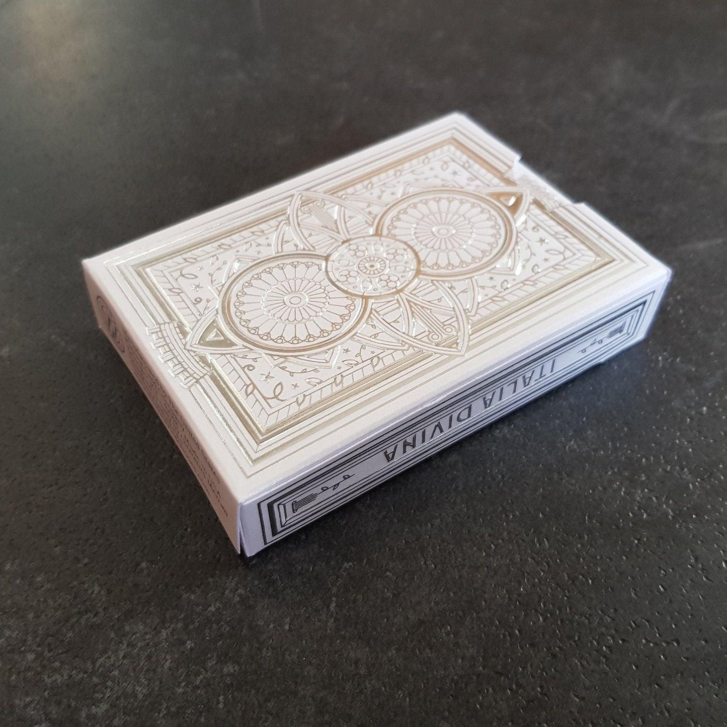 Italia Divina Playing Cards by Thirdway Industries Playing Cards by Thirdway Industries