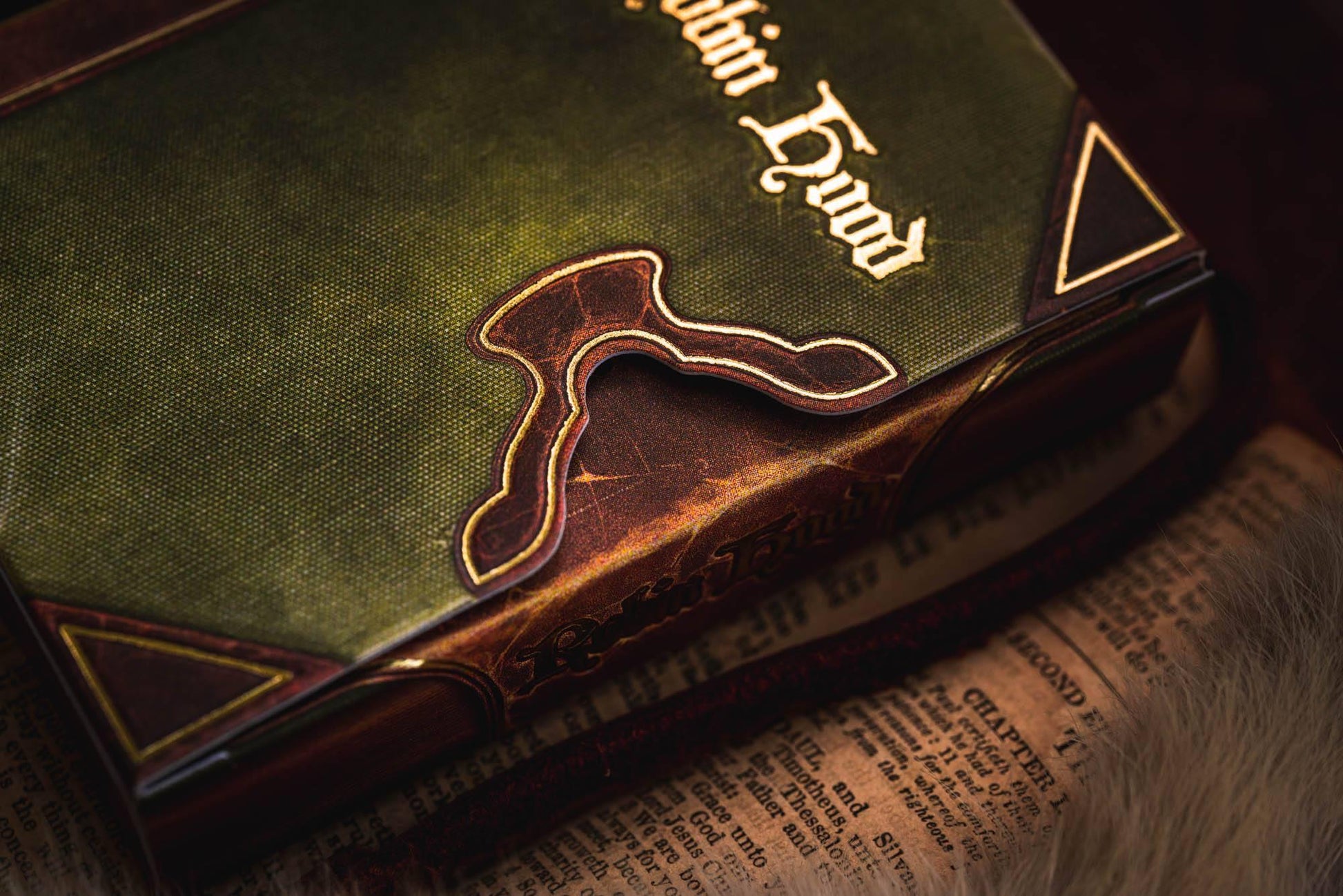 Robin Hood Playing Cards by Kings Wild Playing Cards by Kings Wild Project