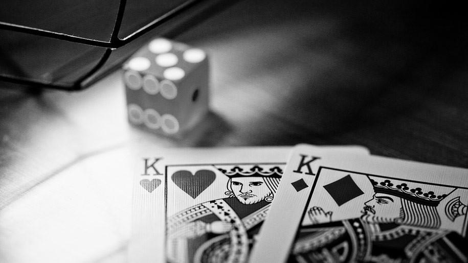 Madison Rounders Playing Cards by Ellusionist